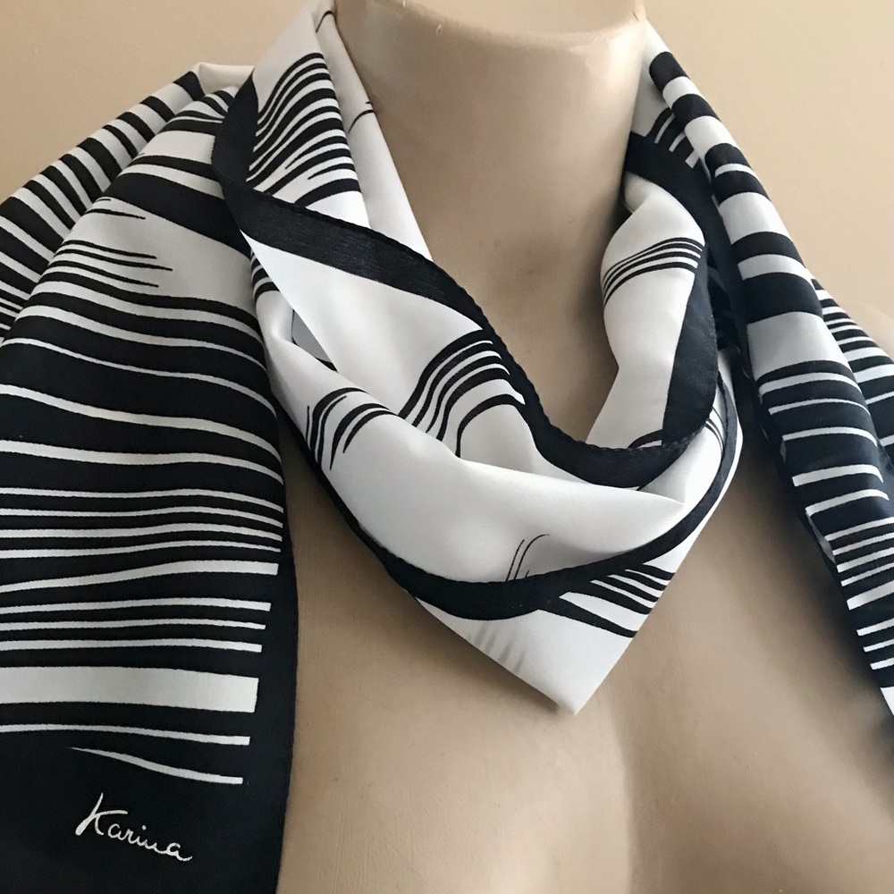 BLACK and WHITE oblong vintage scarf